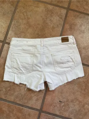 American Eagle Outfitters Y2K White Distressed Denim Cutoff Shorts thumbnail 2