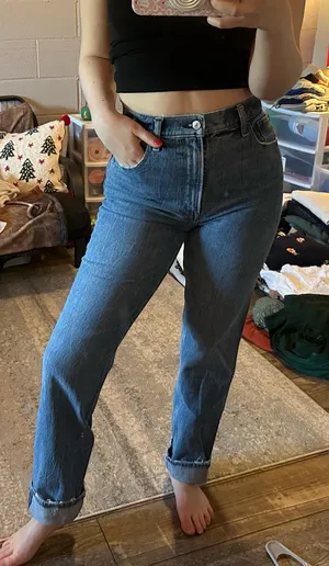 Abercrombie 90s Straight Ultra High-Rise Jeans thumbnail 1