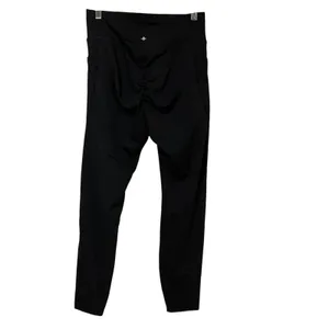 Halara Black Crossover V-Waist Ruched Scrunch Butt Pockets Leggings Womens M thumbnail 2