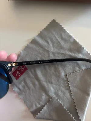 Ray-Ban Clubmaster Black and Gold Classic Sunglasses thumbnail 4