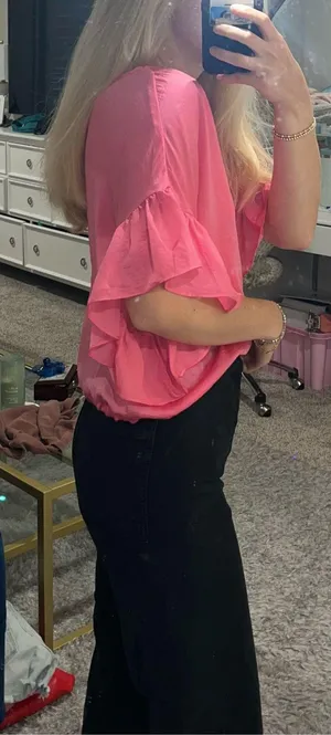Boutique pink top thumbnail 2