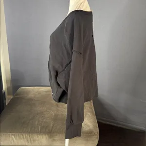 Women’s Joy Lab Black Cinch Front V-Neck Long Sleeve Casual Sweater Size L NWT thumbnail 4