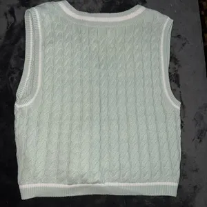 Abercrombie Cable V-Neck Sweater Vest Size XL thumbnail 10