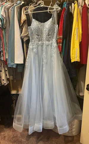 Shangri-La Prom Dress thumbnail 1