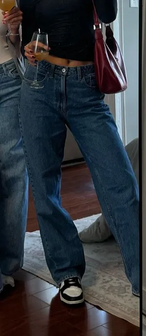 Abercrombie High-Rise Jeans Loose Curve Love thumbnail 1