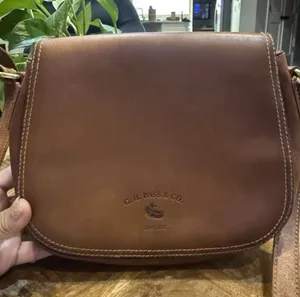 G.H.‎ Bass & Co. Brown Leather Shoulder Crossbody Bag Purse thumbnail 1