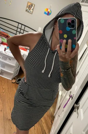 Dress thumbnail 5