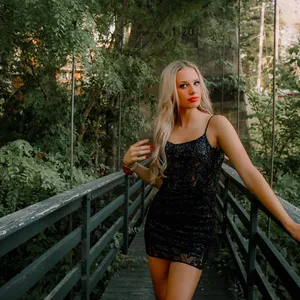 Sherri Hill Homecoming Dress thumbnail 4