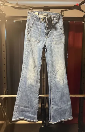 Super High-Rise American Eagle Flare Jeans thumbnail 1