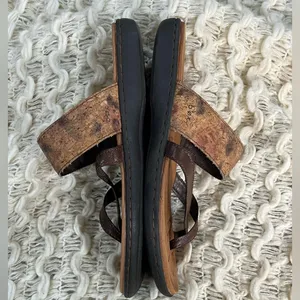 boc Brown Tan Concept Sandal with Wide Multi-colored Cork Band Comfort Sole thumbnail 5