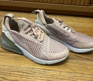 Nike Air Max Women’s Sneakers thumbnail 1