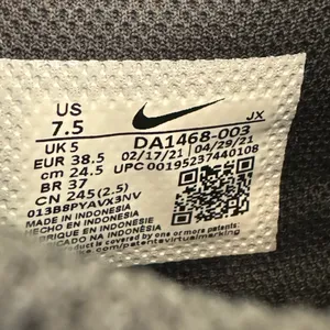 Nike Crater Remixa Women’s Sneakers size 7.5 thumbnail 10