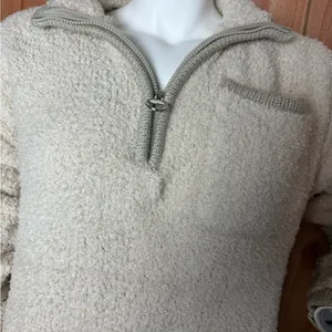 Knox‎ Rose Plus Size Sweater thumbnail 2