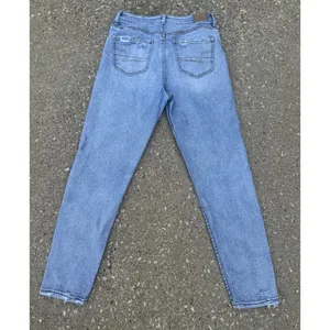 American Eagle Women's Stretch Mom Jeans Straight Leg SZ 4‎ Distressed thumbnail 8