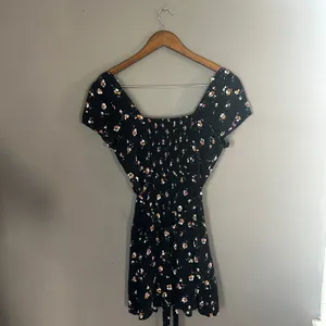 Abercrombie & Fitch Black Floral Mini Dress Size Medium thumbnail 2