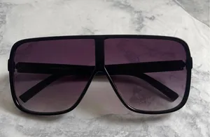 Oversize Sunglasses thumbnail 2