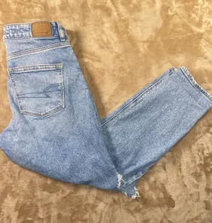 American Eagle Outfitters Mom Jean Light Blue thumbnail 1