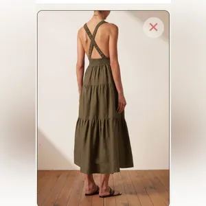 Shona Joy Linen Juliana Plunged Cross Back Midi Dress‎ In Forest size 4 thumbnail 11