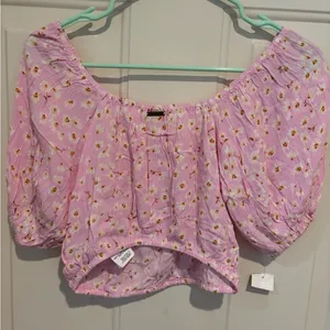 Pink Off-Shoulder Blouse with Floral Print NWT Billabong size small thumbnail 4