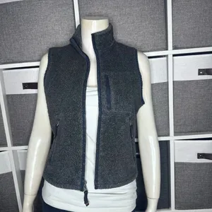 Abercrombie and Fitch Sherpa Vest Size Small thumbnail 12