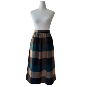 Vintage ‘80s Shelly’s Tall American Beauty Brown & Teal Wool A-Line Midi Skirt thumbnail 2