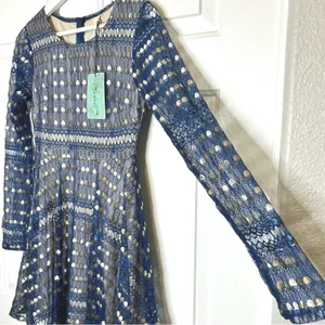 Andree by Unit NWT Gold Lace Fit‎ & Flare Long Sleeve Dress Small thumbnail 3
