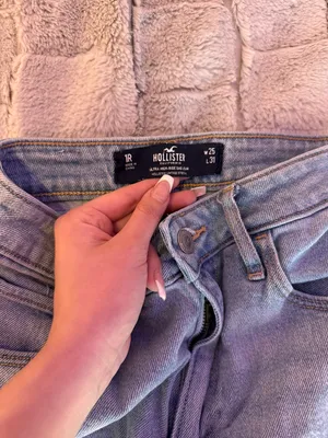 Hollister Jean thumbnail 2