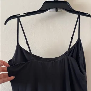 SKIMS Onyx Fits Everybody Sleeveless Spaghetti Straps Slip Dress Size Large, $88 thumbnail 5