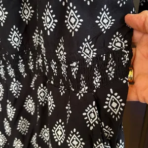 EUC Garnet Hill Shorts Romper Black White Size XL thumbnail 8