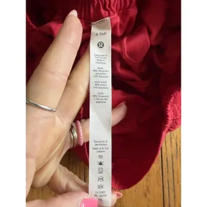 Lululemon Lined Running Shorts Womens 6 Tall Red thumbnail 4