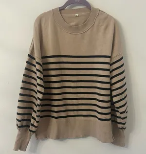 Amazon Tan and black striped crewneck sweater size medium thumbnail 1