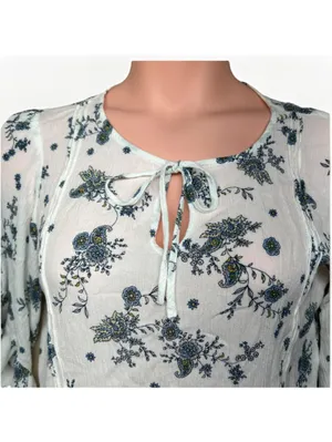 Women's LC LAUREN CONRAD White w Blue Floral Flutter Sleeve Blouse Size Medium thumbnail 3