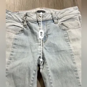 American Eagle Light Wash Mid Rise Cropped‎ Jegging Jeans Size 4 thumbnail 11
