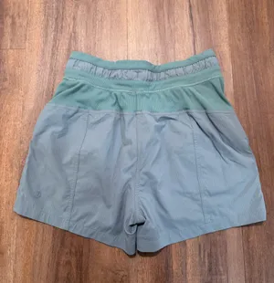 Studio High-Rise Lululemon Dance Shorts 3.5" thumbnail 2