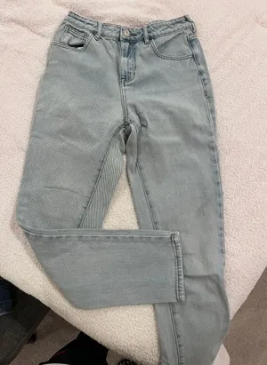 PacSun Mom Jean thumbnail 1