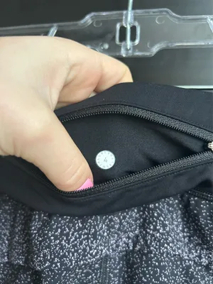 Lululemon Shorts 2.5" Speed Up thumbnail 3