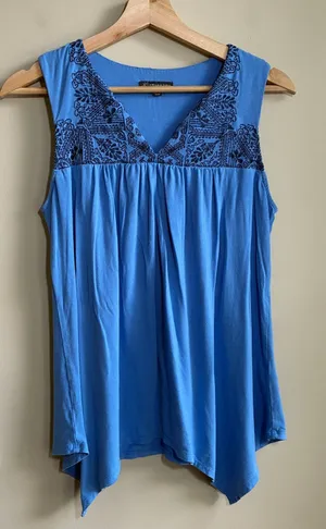 Adrianna Papell blue boho embroidered tank top flowy y2k style women's size S thumbnail 1