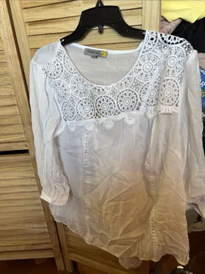 Figueroa and Flowet White Crochet Yoke Women's Blouse 1X NWT thumbnail 1