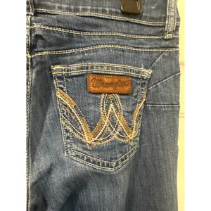 Wrangler Women's Bootcut Jeans Medium casual western Wash Denim Size 3/4 x 34 thumbnail 7