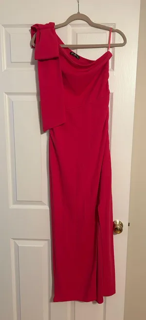 Bright Pink one shoulder formal dress with bow thumbnail 6