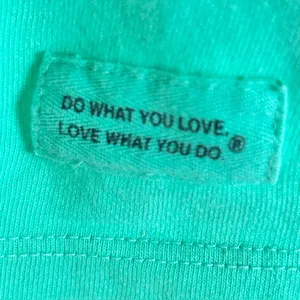 Life is Good Stay Six Seagulls Apart Crusher Tee Women’s Medium Green thumbnail 6