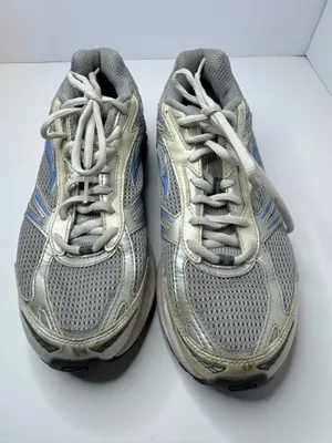 Brooks Addiction Running Shoes Size 10 D thumbnail 1