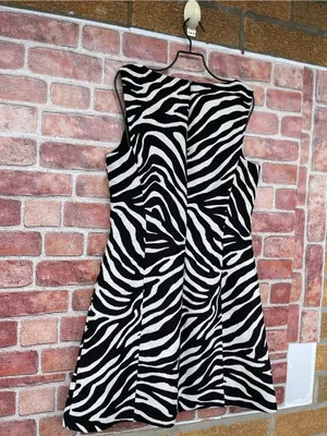 NWT Designer Michael Kors Zebra Wool Dress 8 Mob Wife Chic thumbnail 11