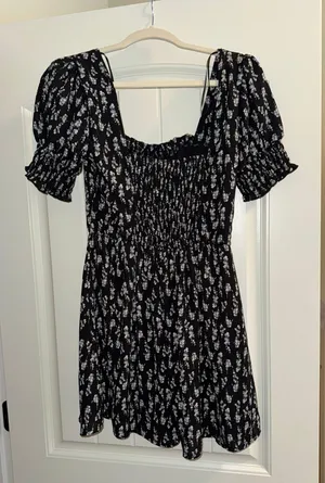 Dress thumbnail 3