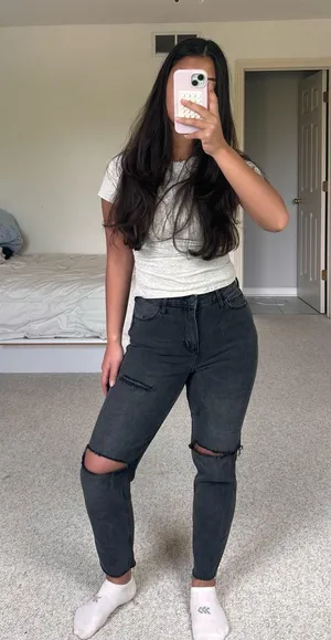 Hollister Black Jeans thumbnail 1