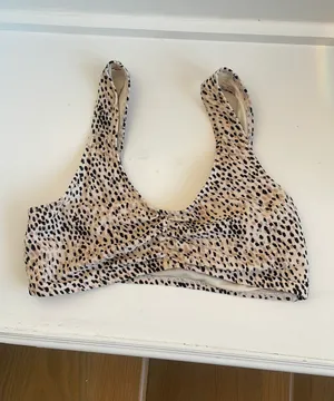Hollister Cheetah Print Bikini Top thumbnail 1