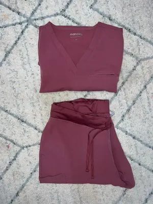 Mandala Scrubs 2XL Petite Women’s Mauve scrub set joggers thumbnail 3