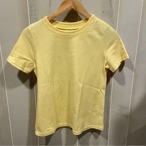Breckenridge Cute crochet collar buttercup yellow cotton blend top classic basics pastel thumbnail 1