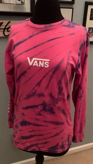 This is a pink and purple Vans tie-dye long-sleeve t-shirt featuring the brand's signature white logo on the chest. thumbnail 6