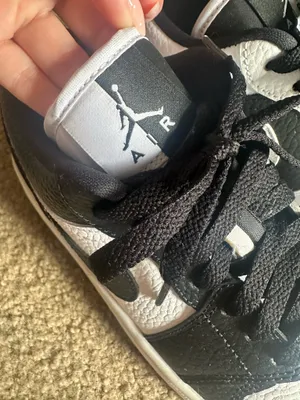 Nike Jordan Women’s Air Jordan 1 Low SE ‘homage’ thumbnail 5